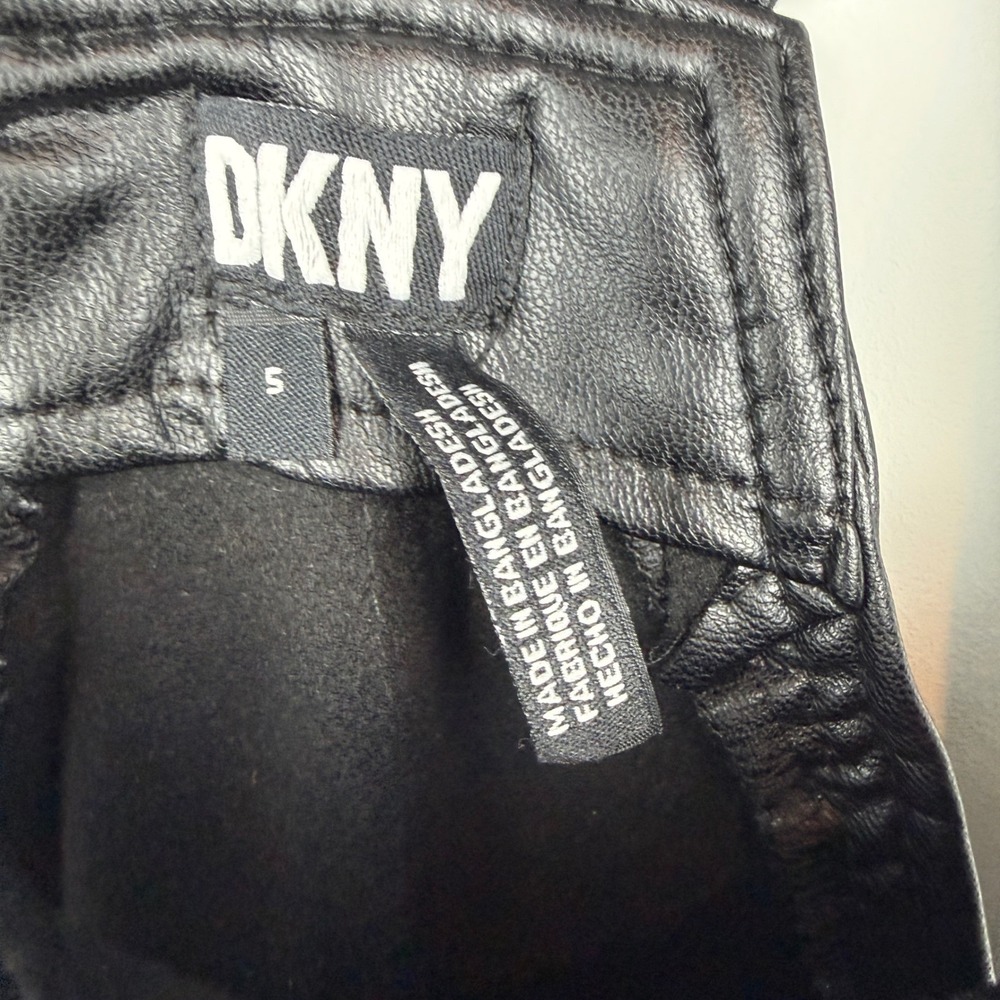 DKNY Jumper Dress Girls Sz 5 Black Faux Leather Pinafore Overall Mini Skirt Edgy - Picture 2 of 5